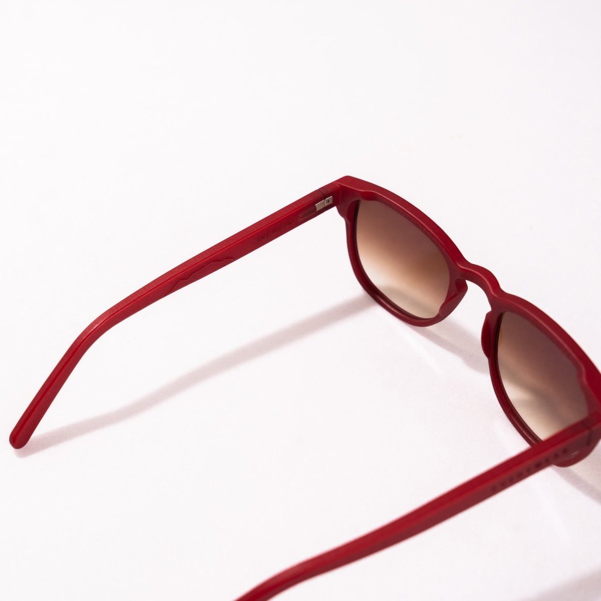 Cape Town - Cherry red - EveryWear Shop CAPE-TOWN-CR-M