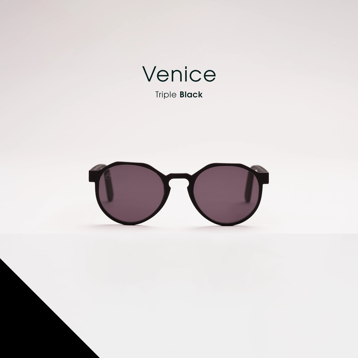 Venice - Triple Black